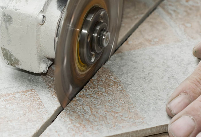 Tile cutting | Ronnie's Carpets & Flooring