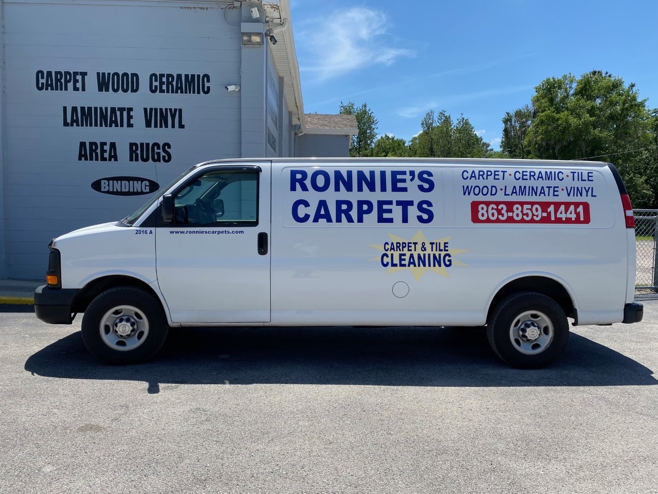 Van | Ronnie's Carpets & Flooring