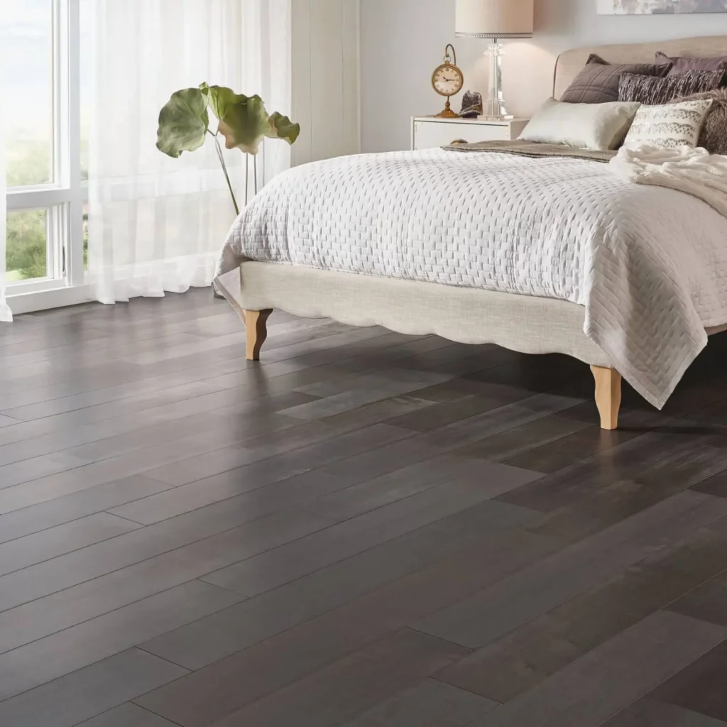 Bedroom Hardwood Flooring | Ronnie's Carpets & Flooring