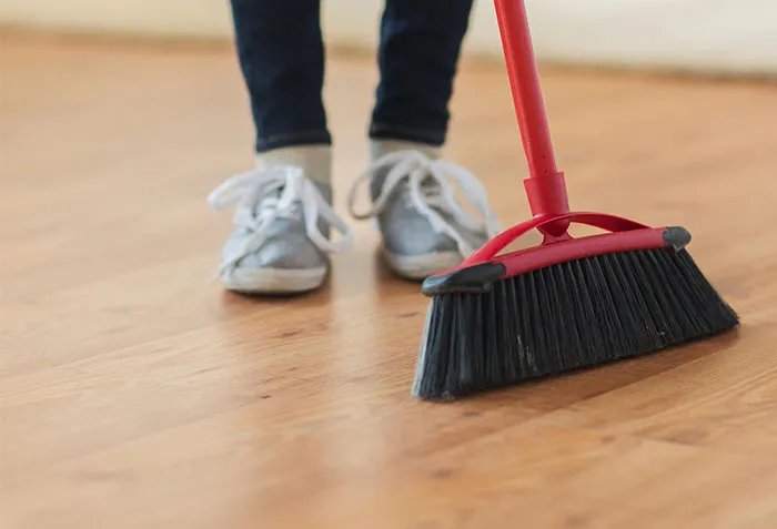 laminate-regular-care-img Laminate Flooring Care | Ronnie's Carpets & Flooring